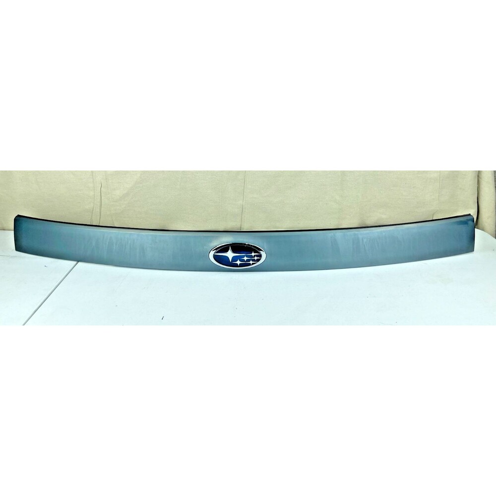 09-2013 Subaru Forester Tailgate Trunk Lid Hatch Assembly Rear Gate Trim Molding